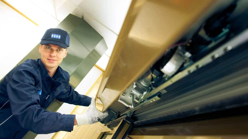 img_doors_are your doors safe_related topics_951x535